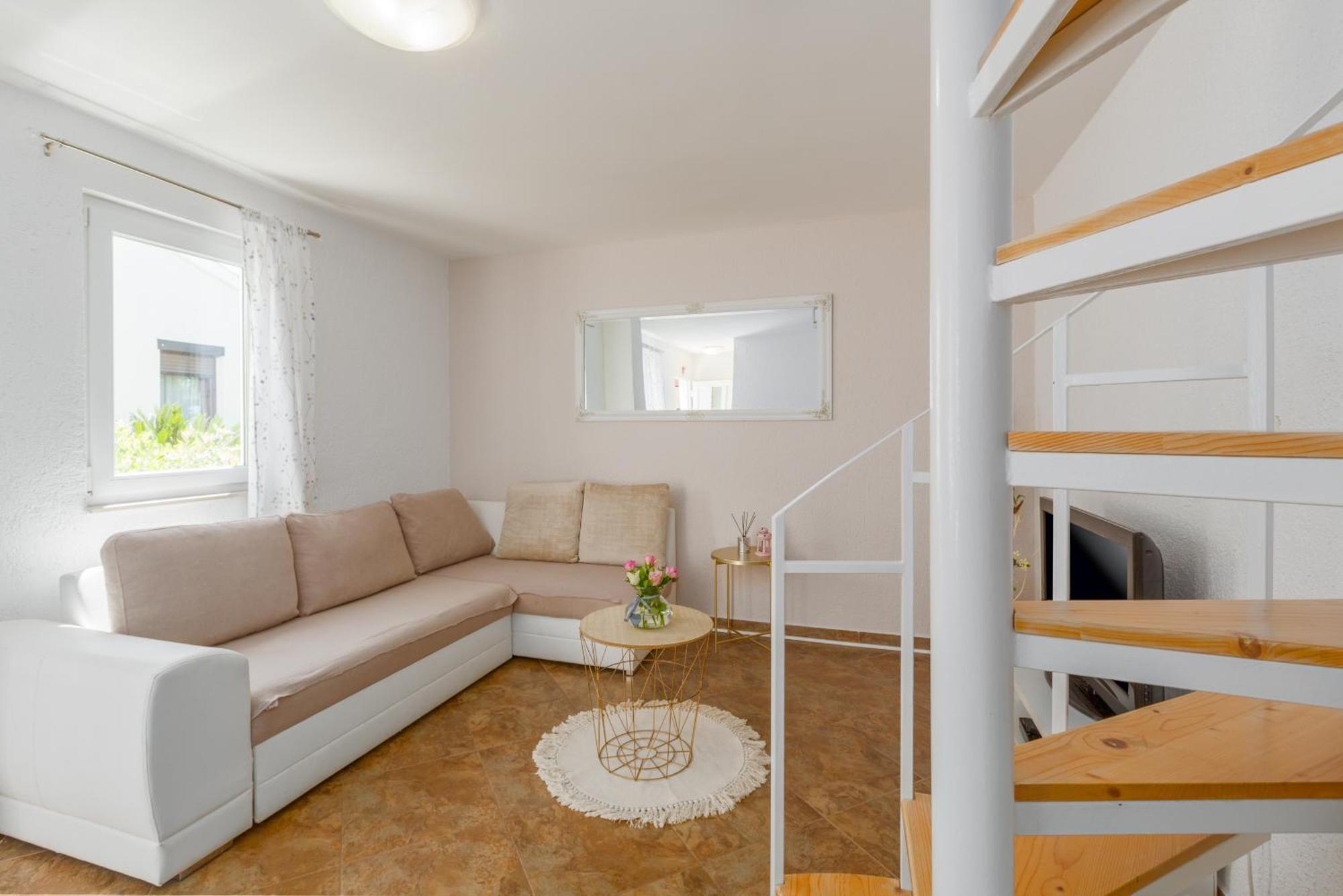 Apartment Leni Near Beach Porec Ngoại thất bức ảnh