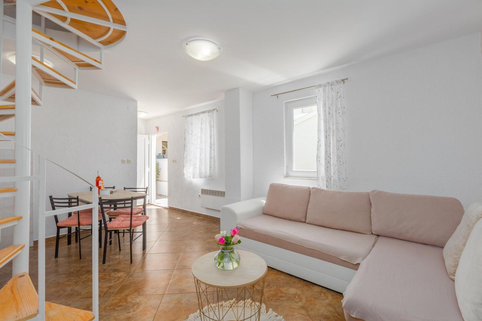 Apartment Leni Near Beach Porec Ngoại thất bức ảnh