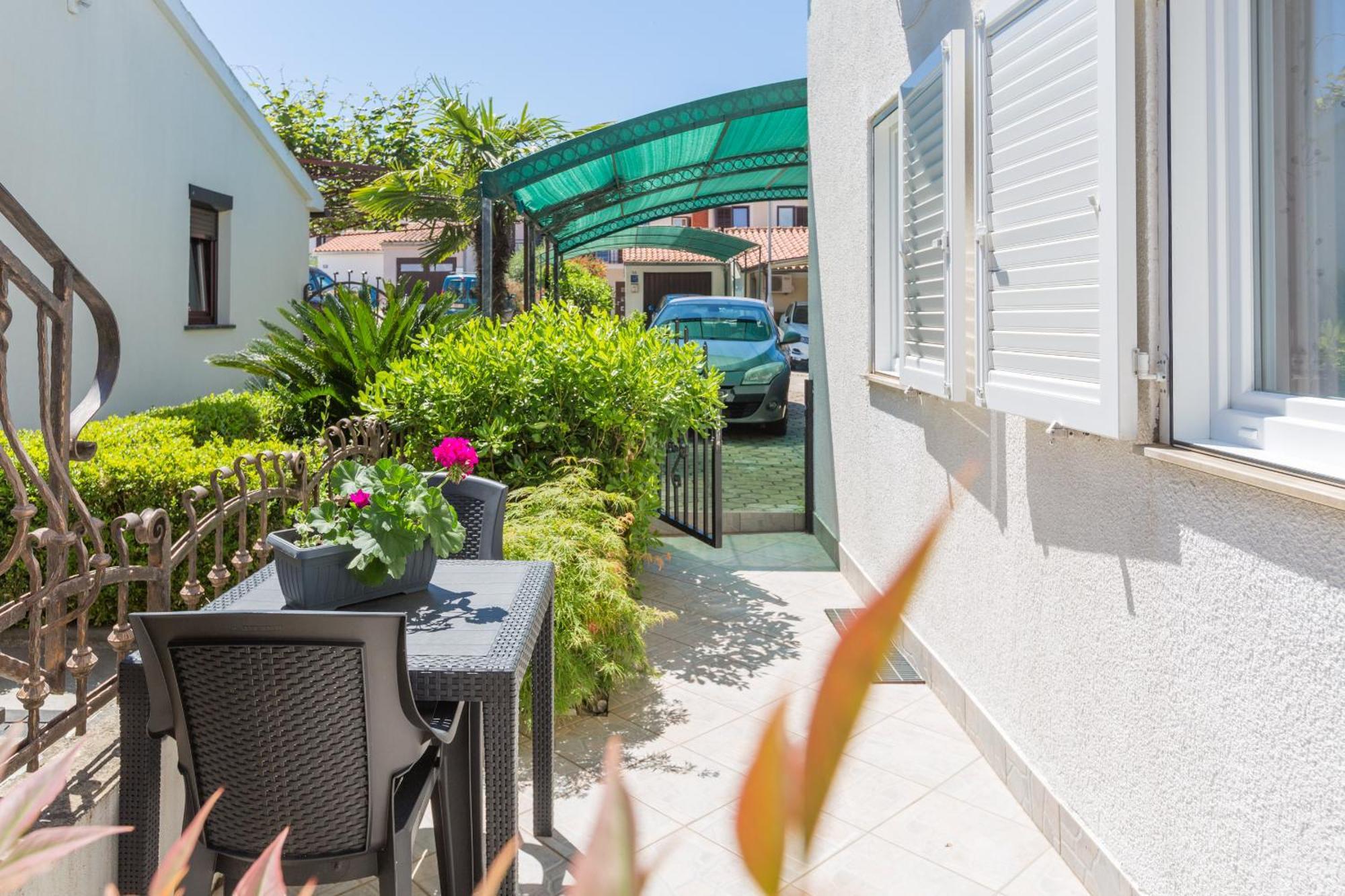 Apartment Leni Near Beach Porec Ngoại thất bức ảnh